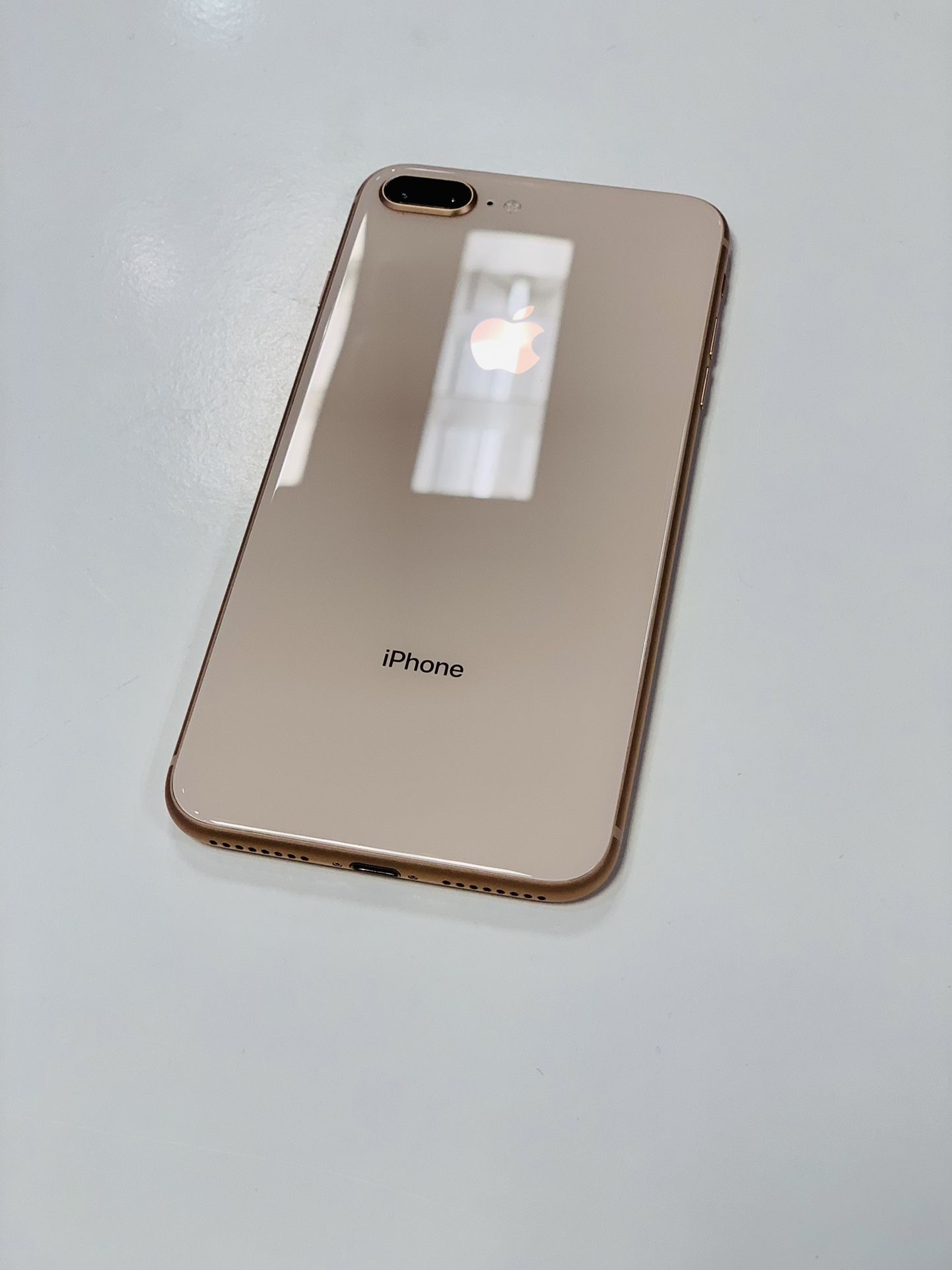 IPhone 8 Plus 64GB Fully unlocked