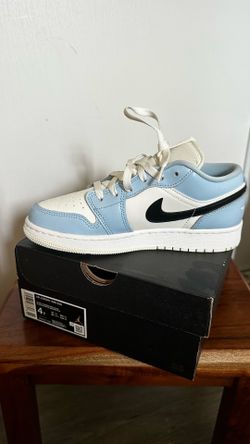 Jordan blue trainers