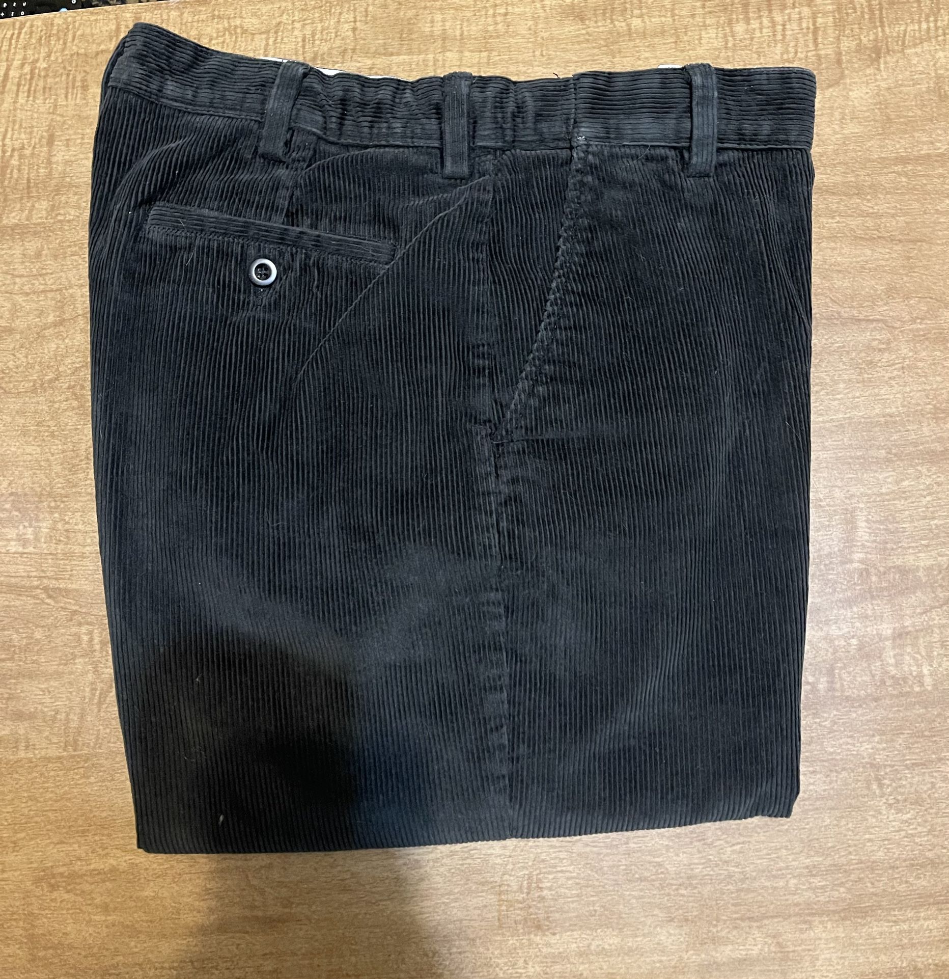LL Bean Mens Corduroy Pants Size 35X32 dark green comfort waist Fit Flat Front