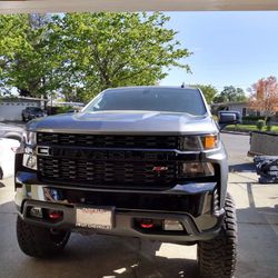 Grill and headlights Chevrolet Silverado trail boss z71 compatible 2020-2023