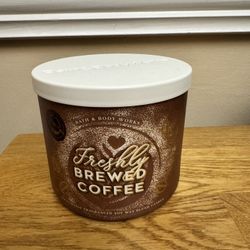 New Bath & Body Works White Barn FRESHLY BREWED COFFEE 3-Wick 14.5 Oz Candle