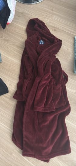 Ones size fits all men’s robe