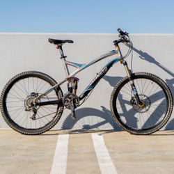 Specialized Stumpjumper comp - Upgraded rear shock