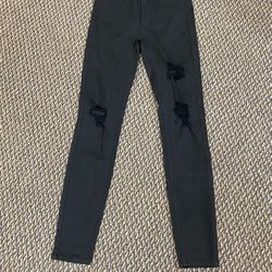 Distressed Skinny Jeans