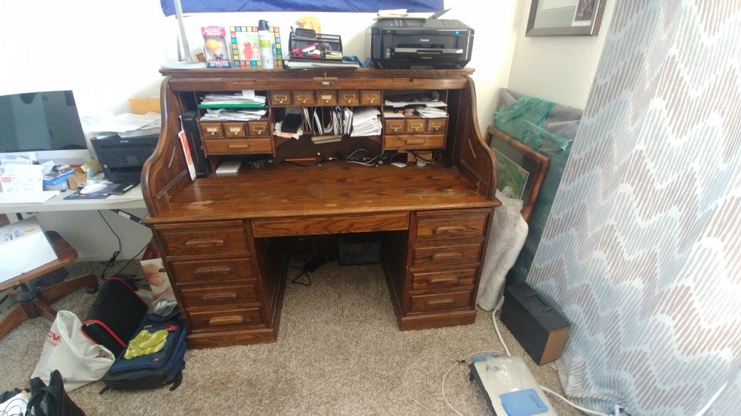 Oak crest roll top desk for Sale in Spring Valley, CA OfferUp