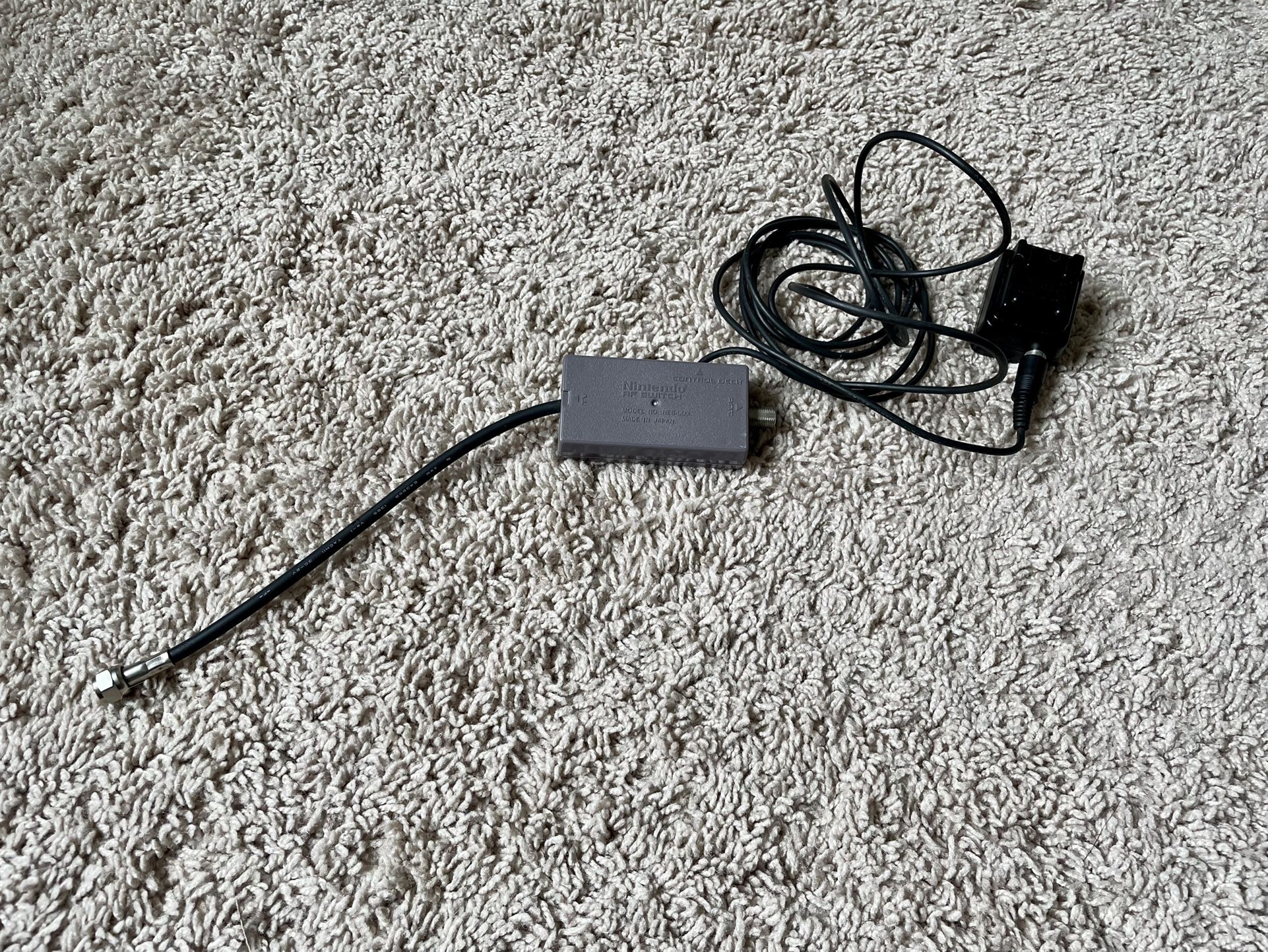 OEM Nintendo 64 RF Modulator NUS-003 N64 SNES & Nintendo RF Switch NES-003