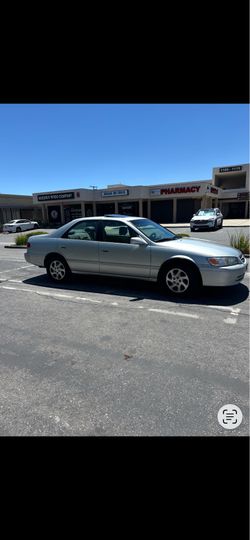 2000 Toyota Camry