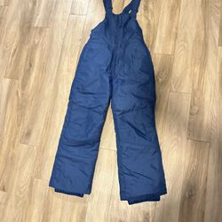 Snow ❄️ Jumpsuit $20 6/7 