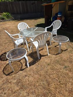 Patio set
