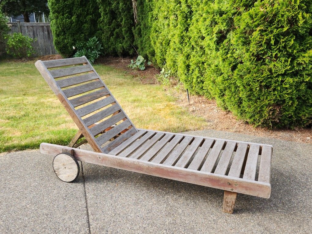 Lounge Chair