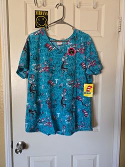 Women's Large scrub top new $5