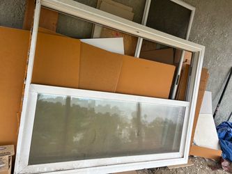 Milgard 60x80 patio door. Excellent condition
