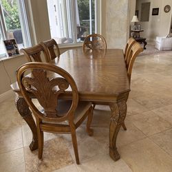 Dining room set