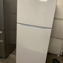 NEW REFRIGERATOR 