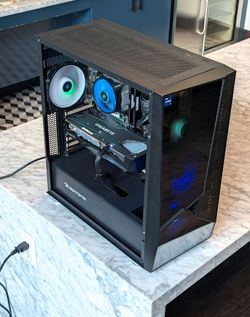 iBuyPower Gaming PC - i7-11700F / RX 6600 XT / 32GB 3600MHz / 1TB Crucial NVME