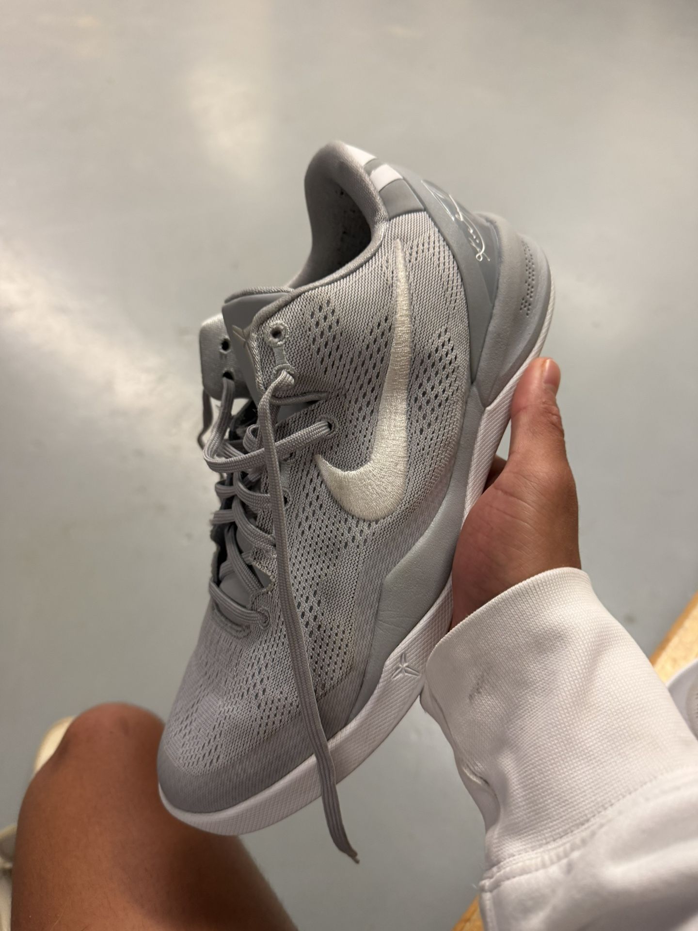 Kobe 8 Wolf Grey 7y