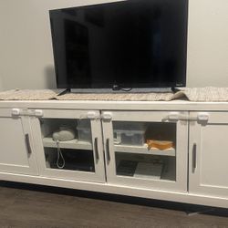 Tv Stand With 32 Inch Tv 