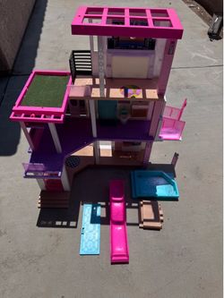 Barbie Dreamhouse
