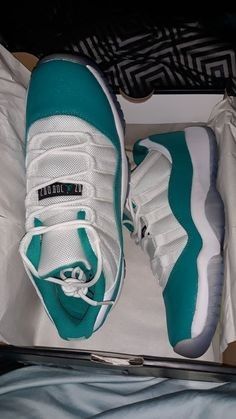 Jordan 11s