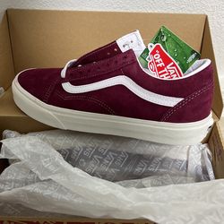 Vans - size 7M