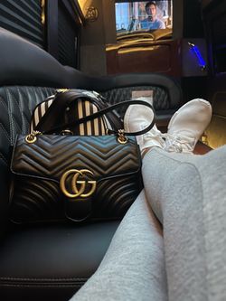 Medium Gucci GG Marmont