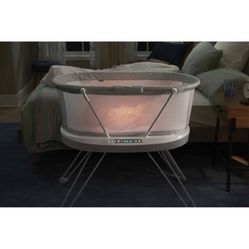 Fisher price Luminate Bassinet 