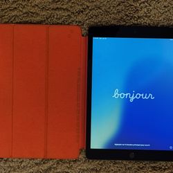 iPad (8th gen)10.2" 32GB WiFi + Cellular UNLOCKED, Space Gray