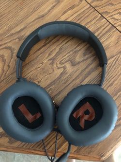 JBL headset