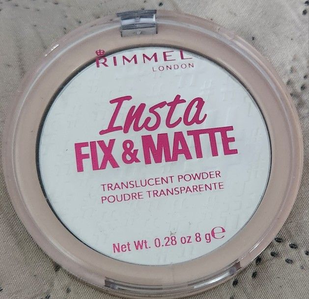 NEW INSTA FIX & MATTE TRANSLUCENT POWDER