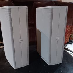 2 BOSTON ACOUSTIC VRS SUNRROUND SOUND SPEAKERS