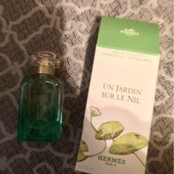 Un Jardin Sur Le Nil Perfume