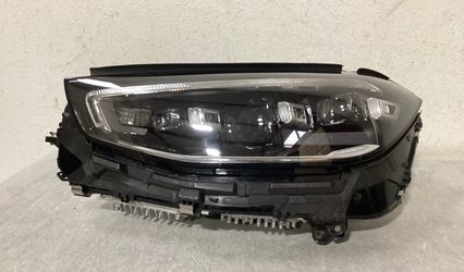 MERCEDES S550 LEFT HEADLIGHT 2023