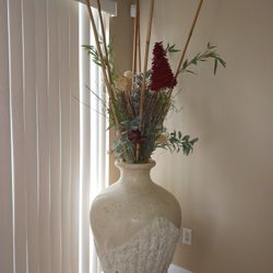 Large Vase w/dried Flowers