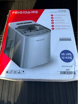 Brand New Frigidaire Ice Maker 26lbs