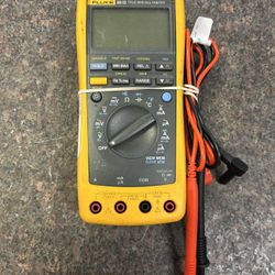 Fluke 89 is True RMS Multimeter 