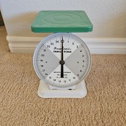 Antique Kitchen Scale