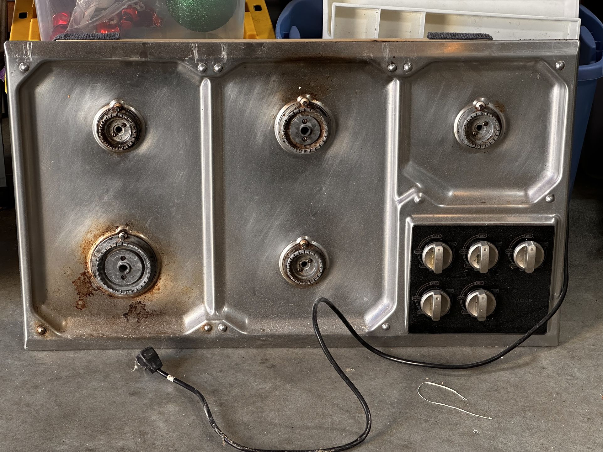 Wolf Gas Appliances: Cooktop, Oven, Warming Tray, Downdraft Unit