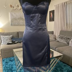 Fashion Nova Satin Mini Dress M