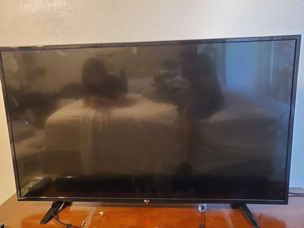 LG 2019 tv .no Smart tv works perfect