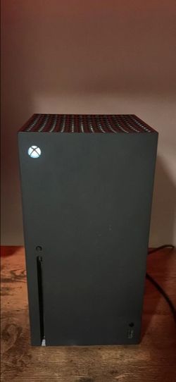 Xbox series X (1 controller wierd) (headset)