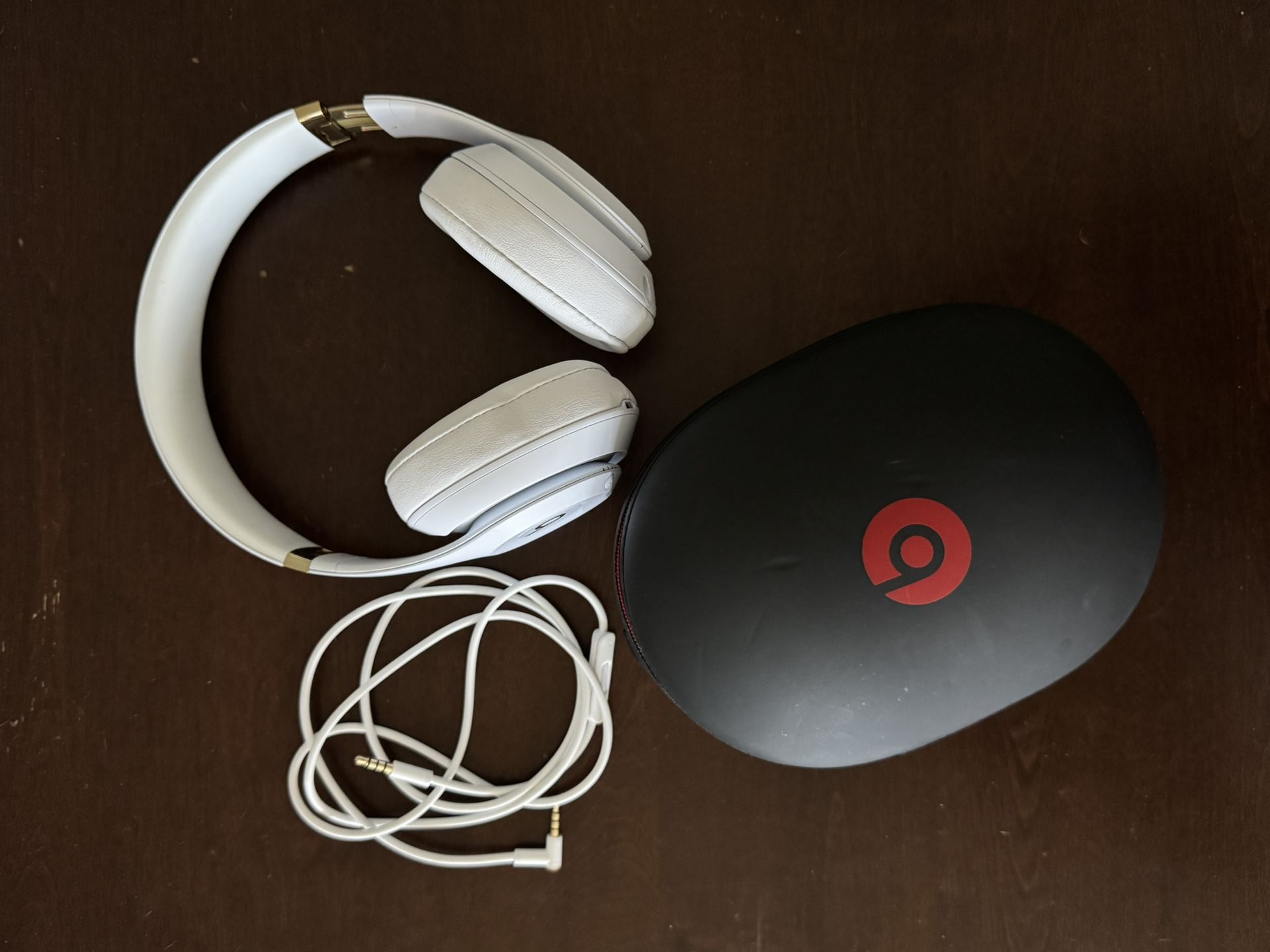 Beats Studio 3