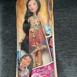 Disney - Princess Pocahontas Doll
