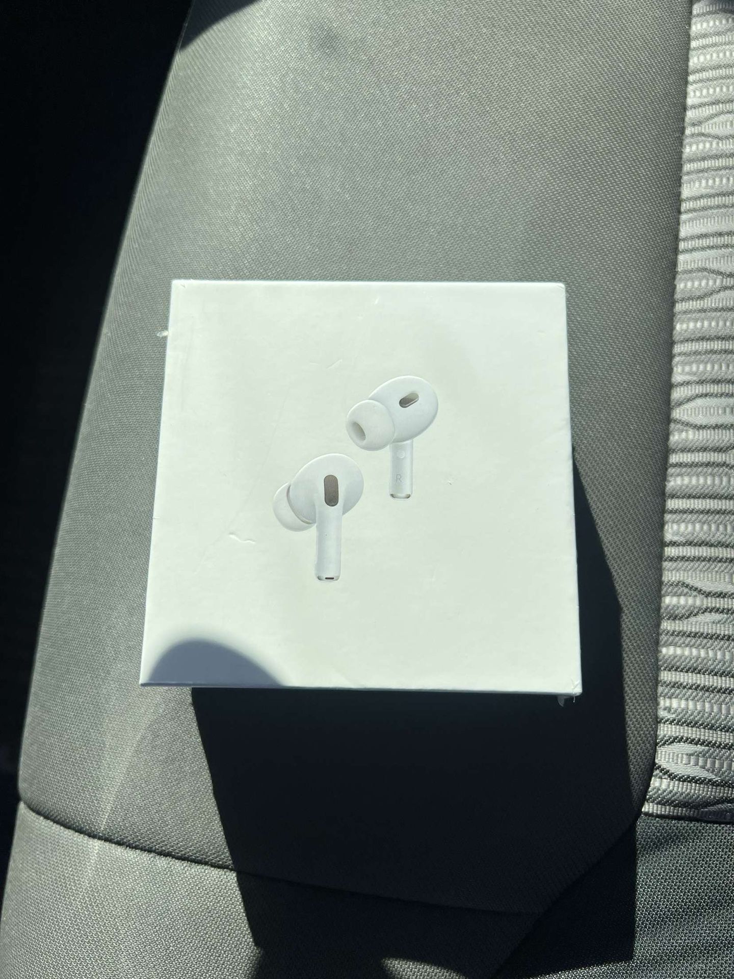Apple AirPods Gen 2