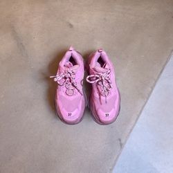 Balenciaga Triple S Sneaker Pink 