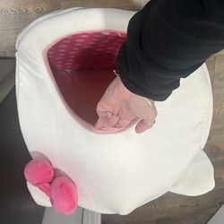 Hello Kitty cat/kitten bed