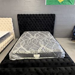 Queen Platform Bed Frame With Mattress 
