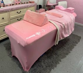 Pink Esthetician Lash Bed / Spa Treatment Table