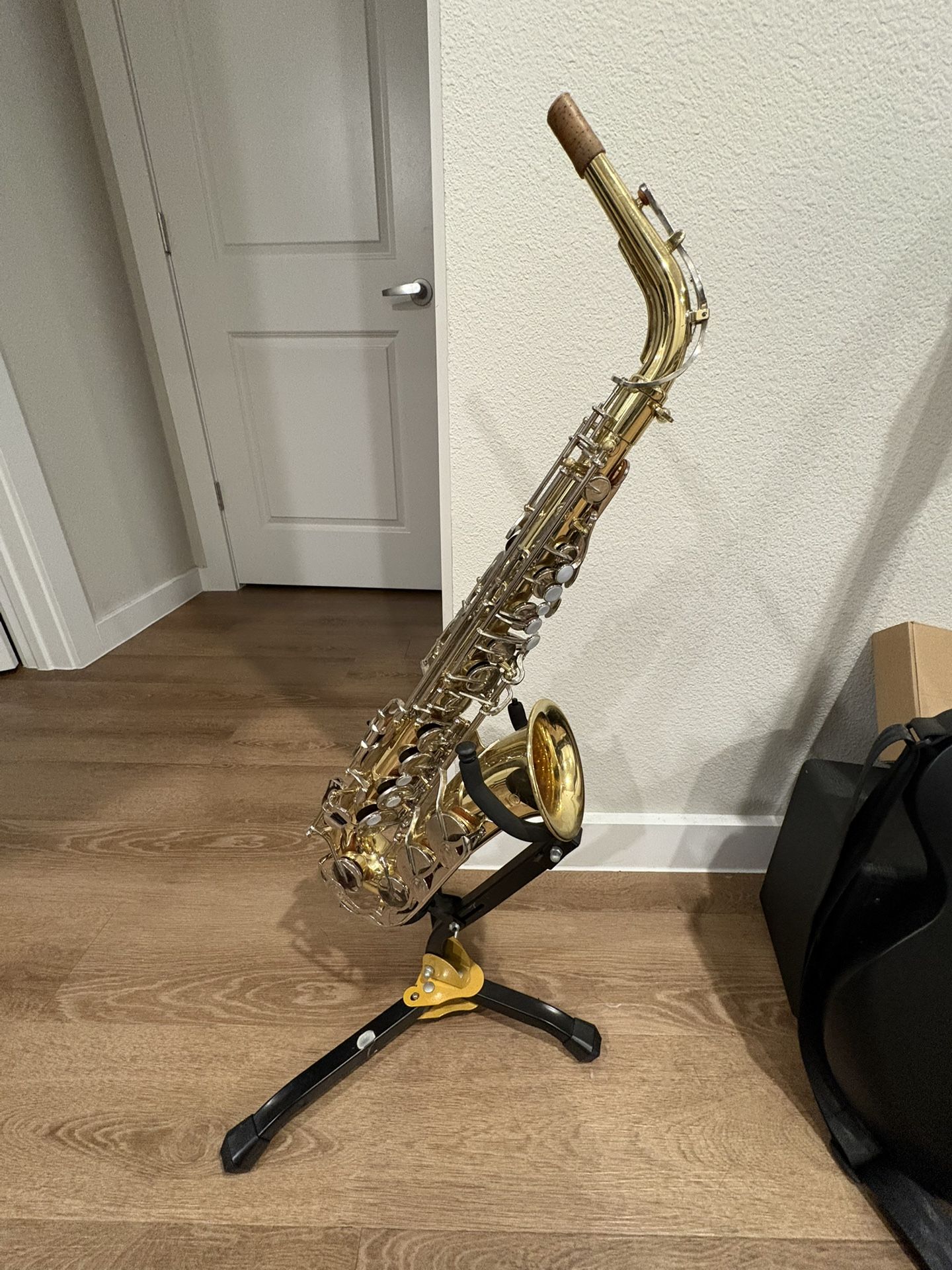 Yamaha Alto Saxophone YAS200-AD