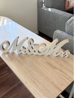 Wood Mr and Mrs