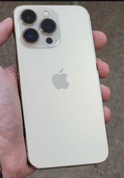 iPhone13 Pro 256 GB UNLOCKED read description!